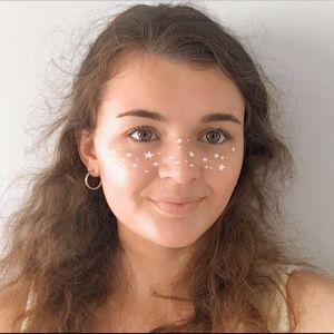 Meet your Posher, Faith